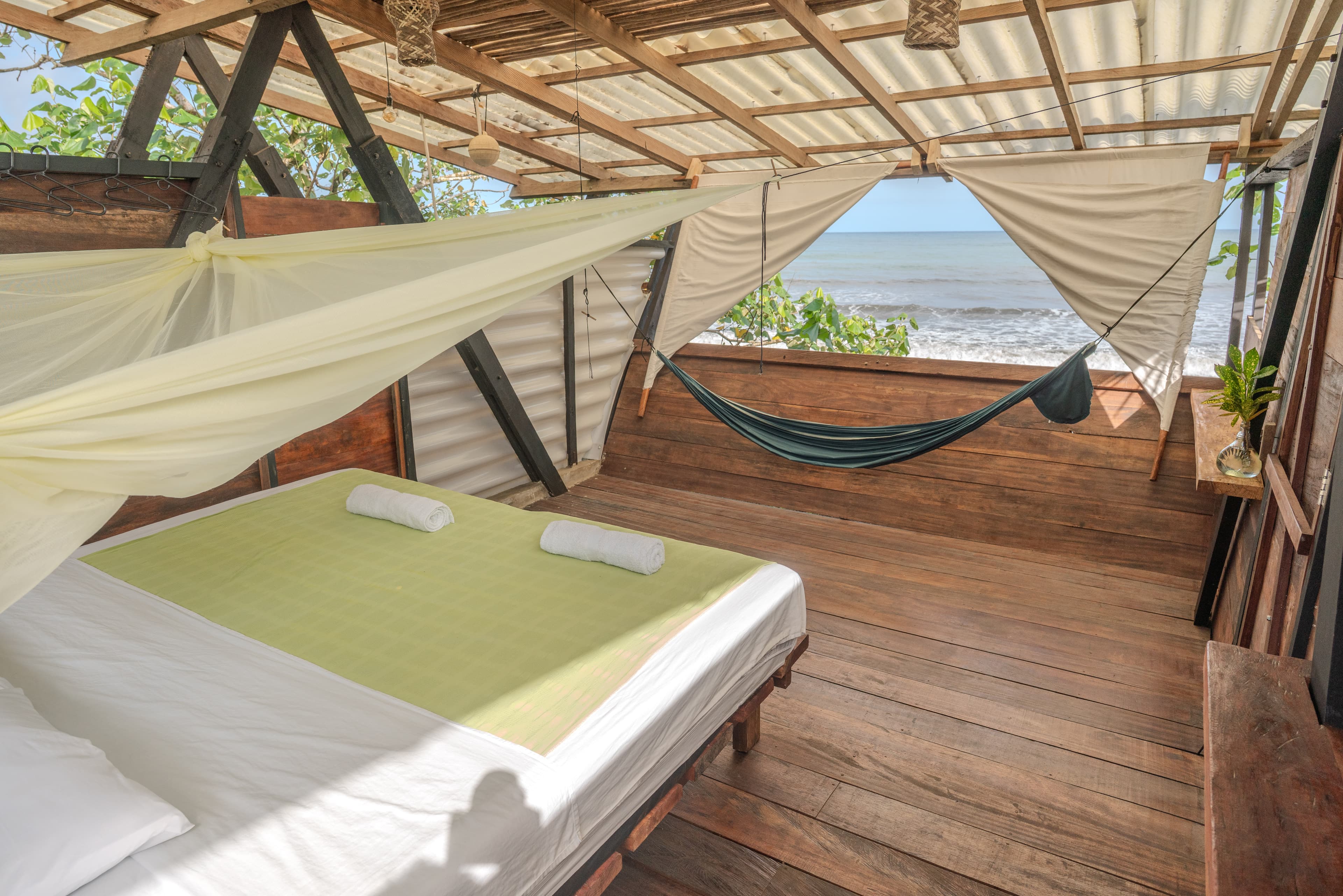 Zoo cabin at El Vijo Surf Ecolodge